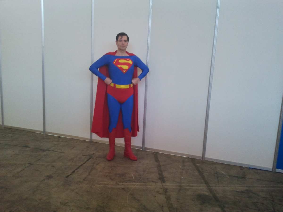 CONOCI A SUPERMAN